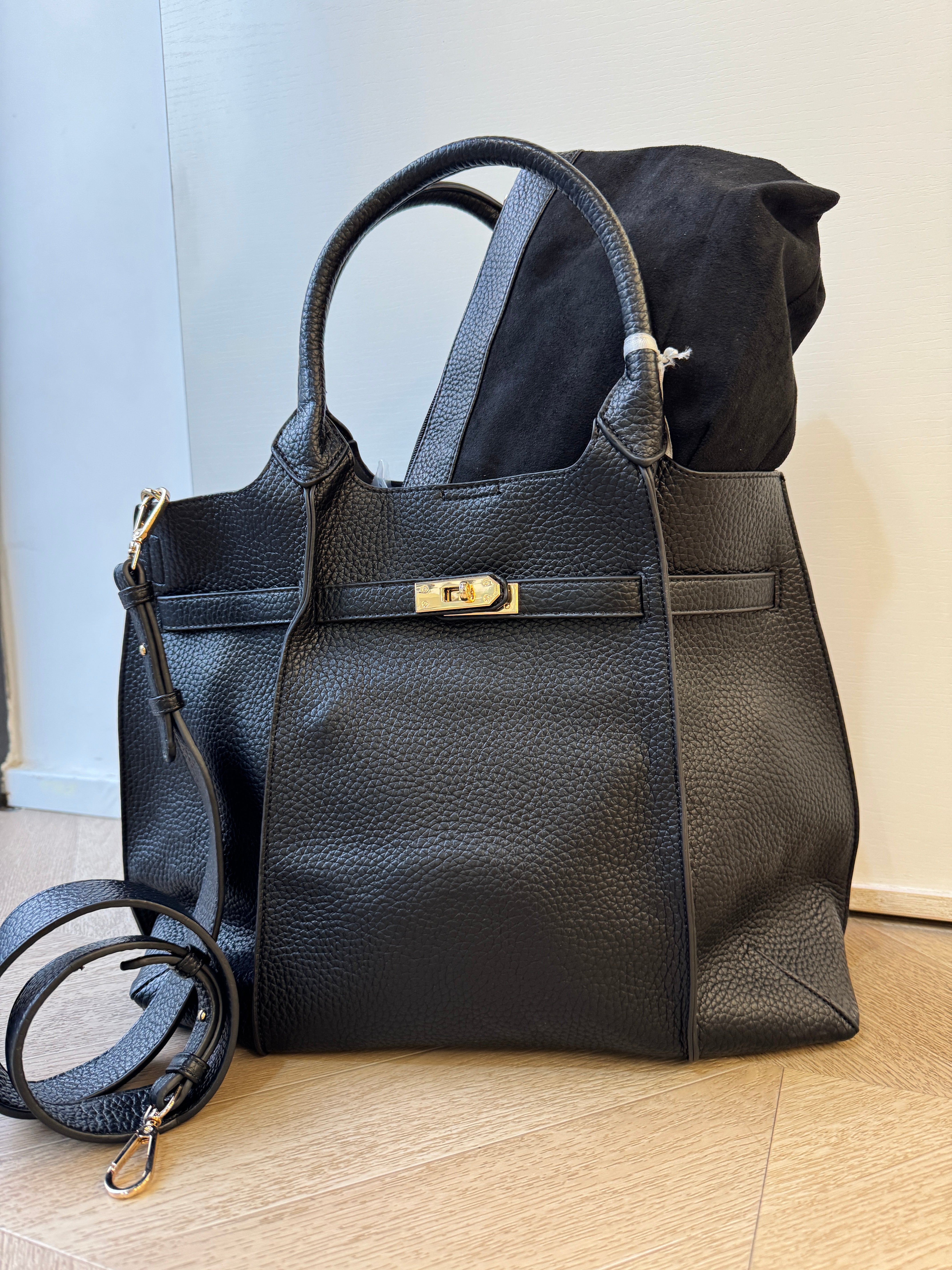 Maxi borsa Carmela nera