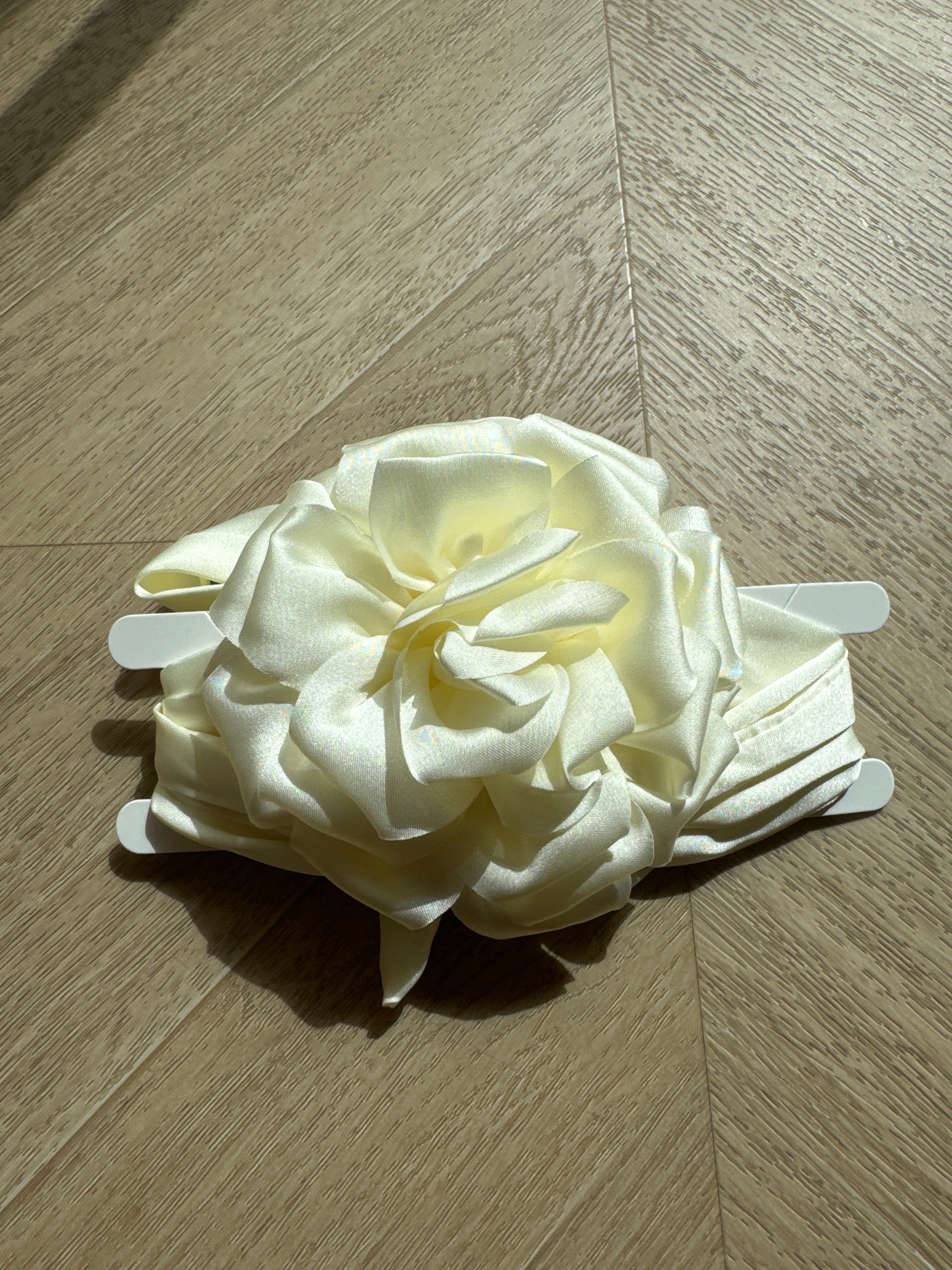 Chocker a rosa crema
