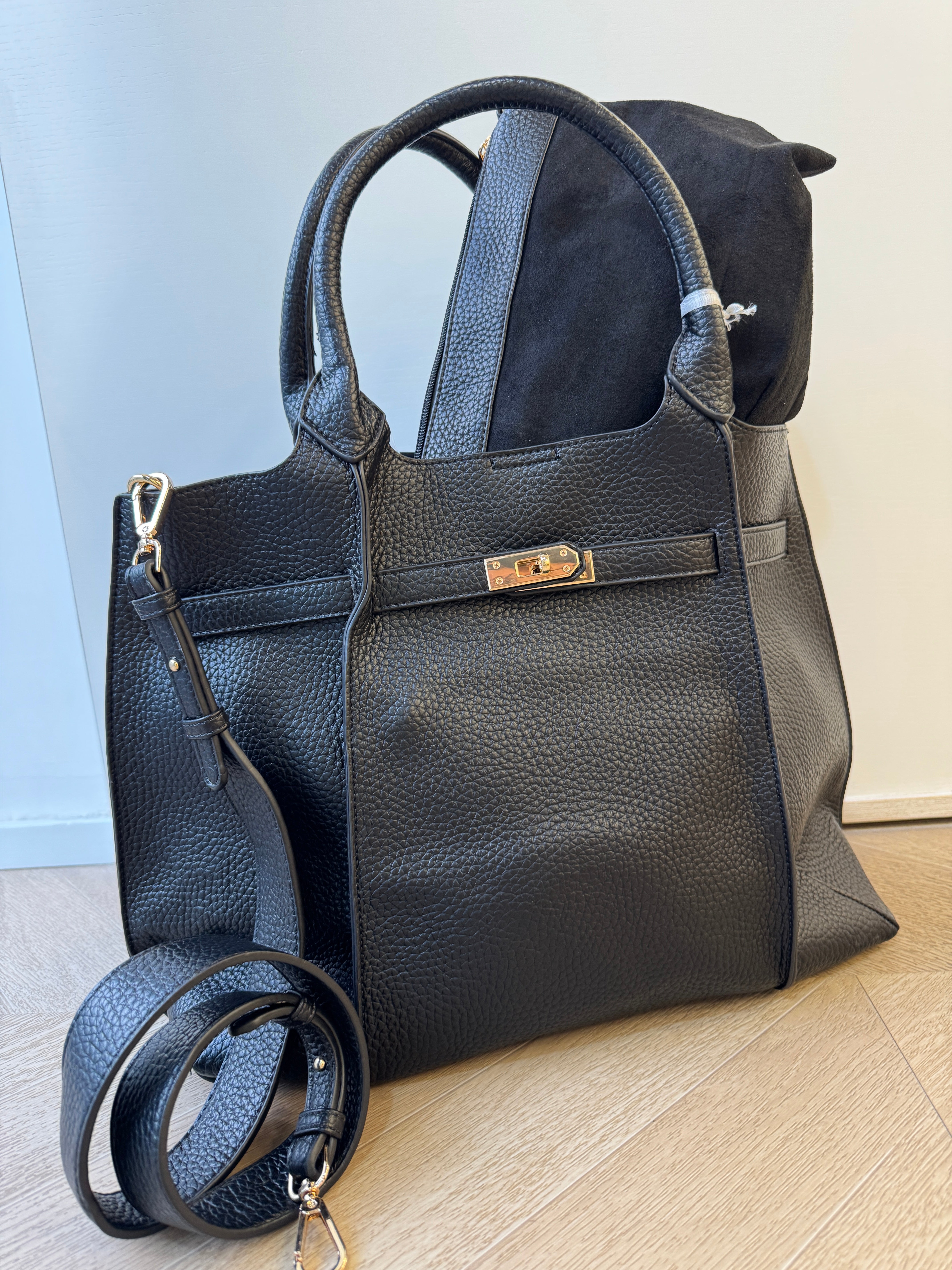 Maxi borsa Carmela nera