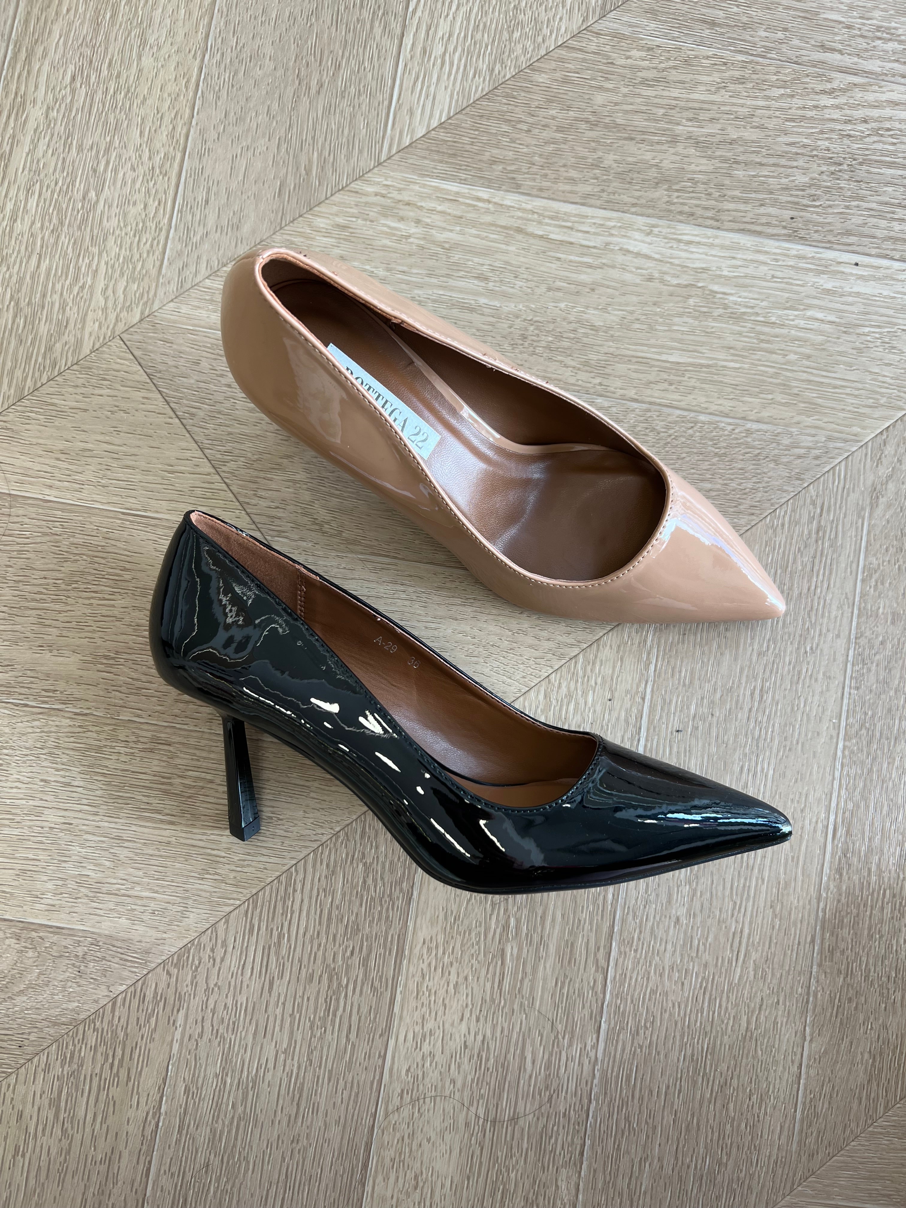 Décolleté lovely nero tacco basso