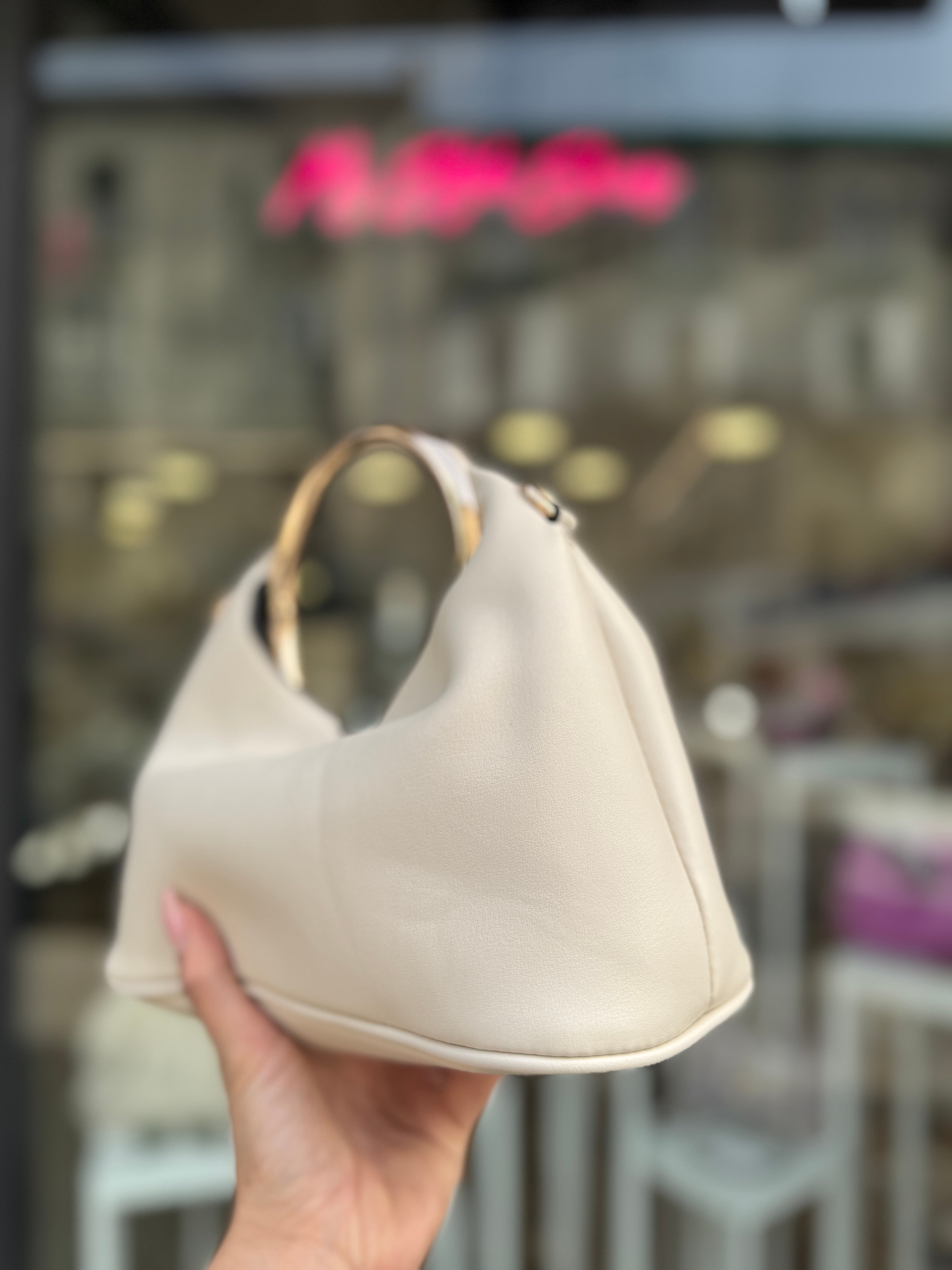 Borsa crema Vanna manico in oro