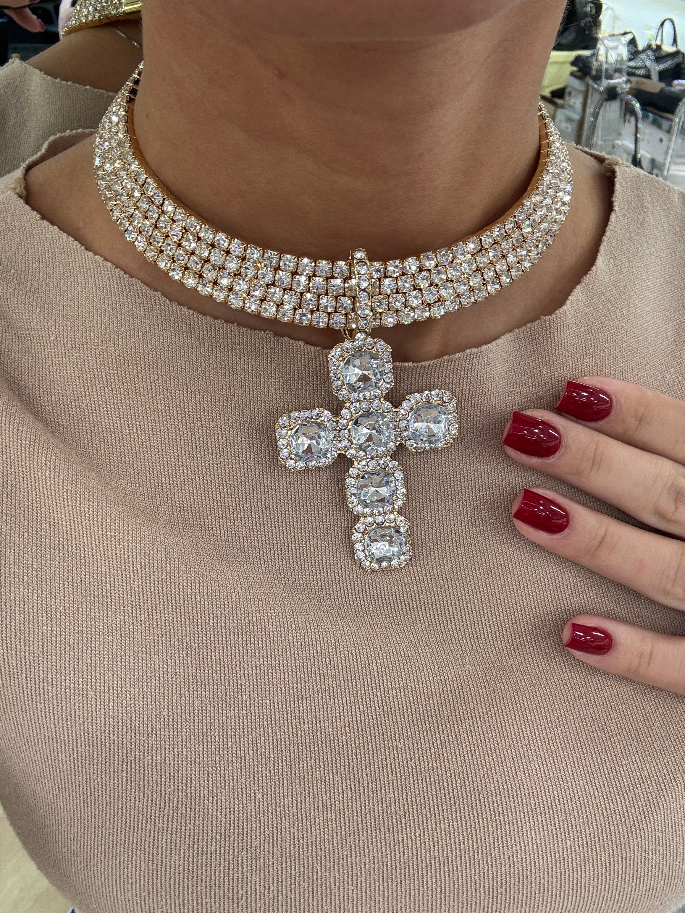 Collier con croce e brillantini oro