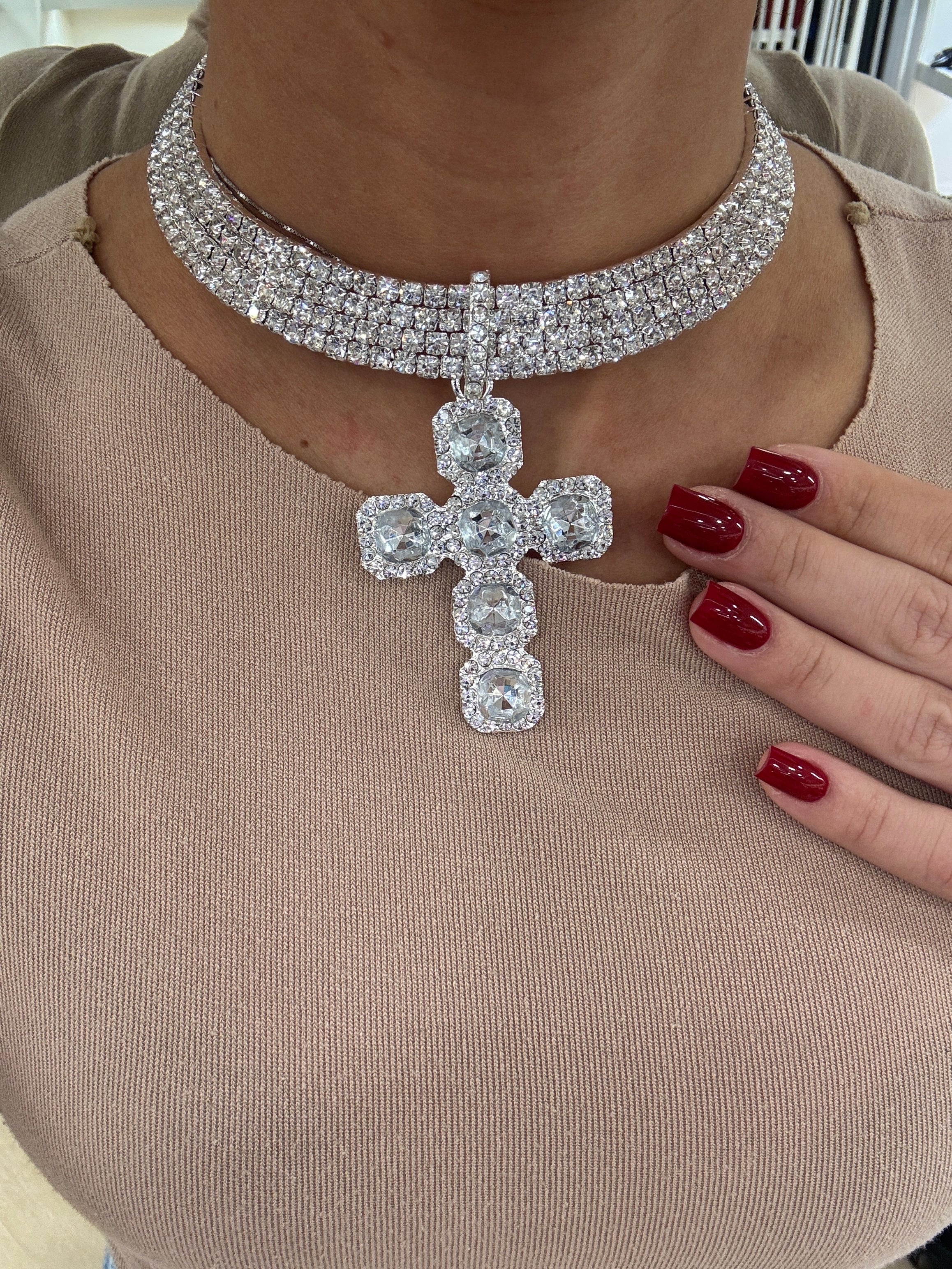 Collier con croce e brillantini argento