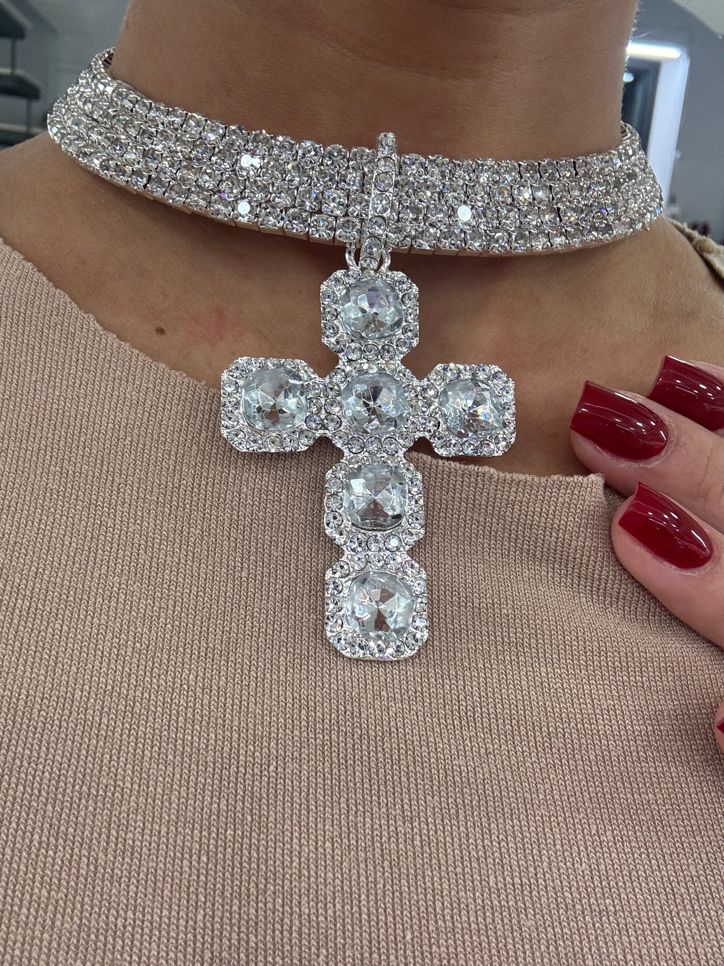 Collier con croce e brillantini argento