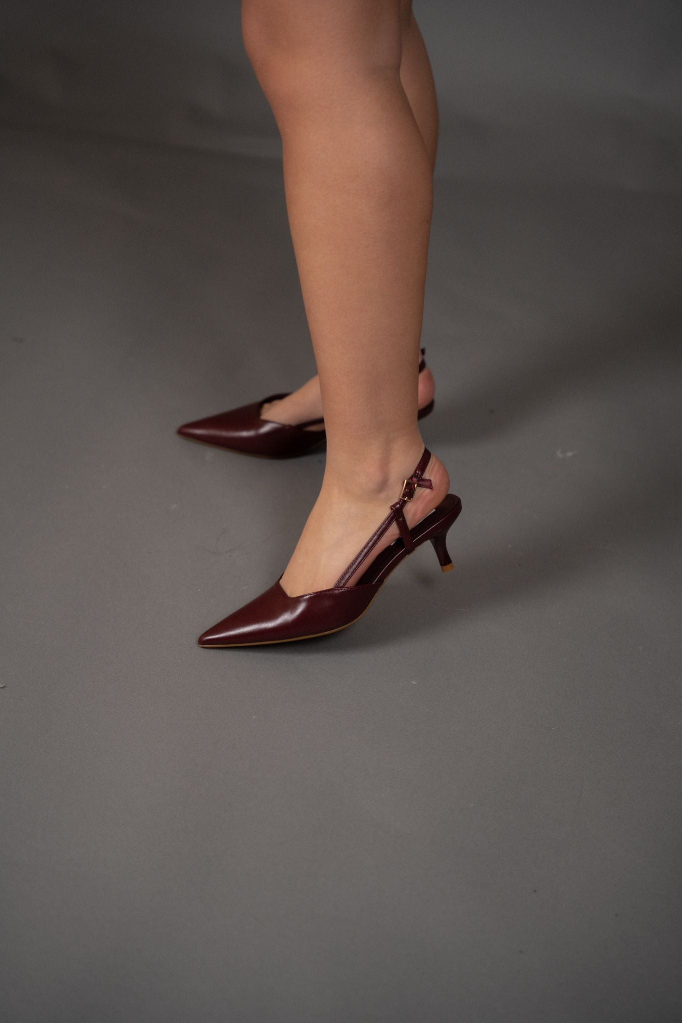 Décolleté bordeaux in ecopelle