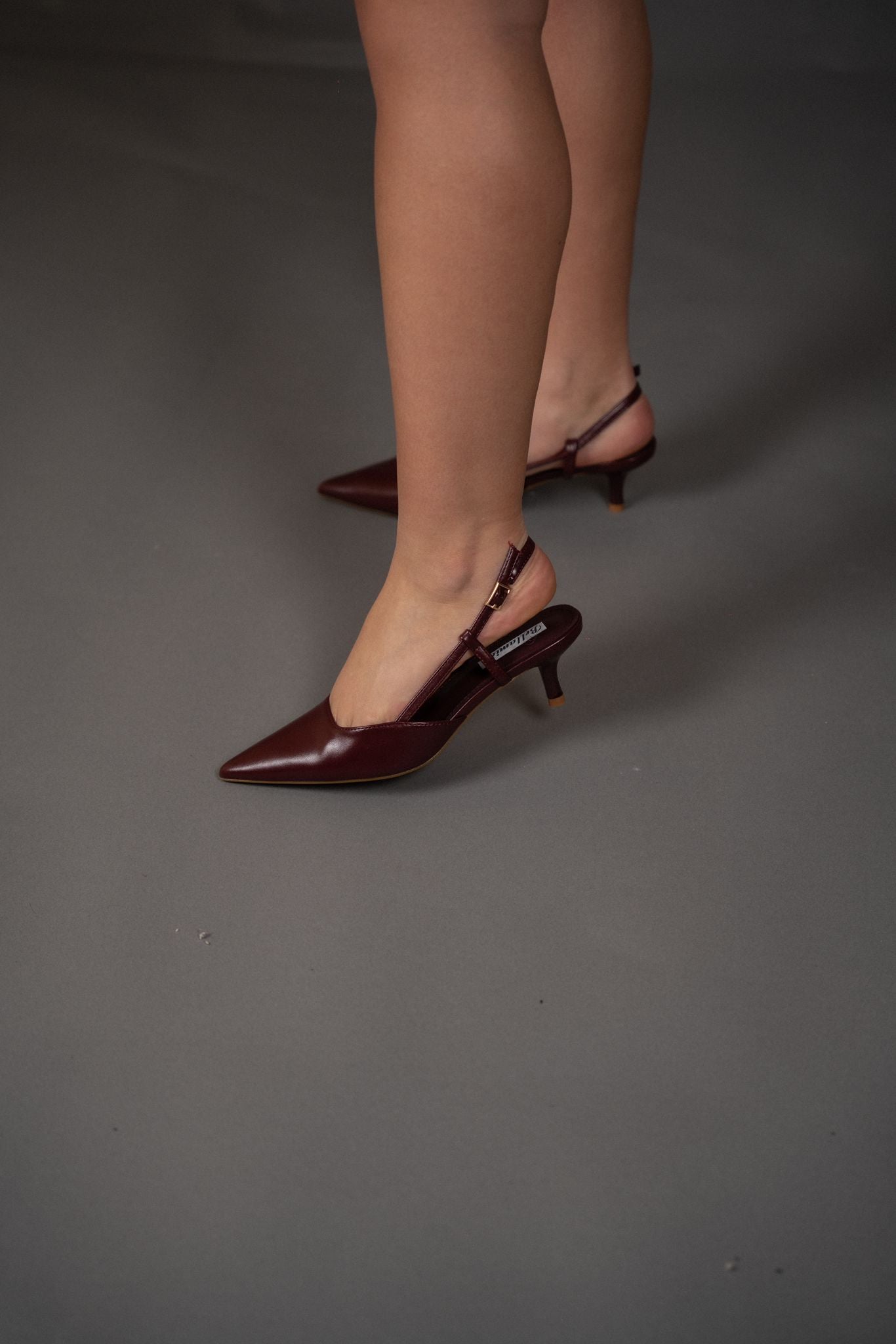Décolleté bordeaux in ecopelle