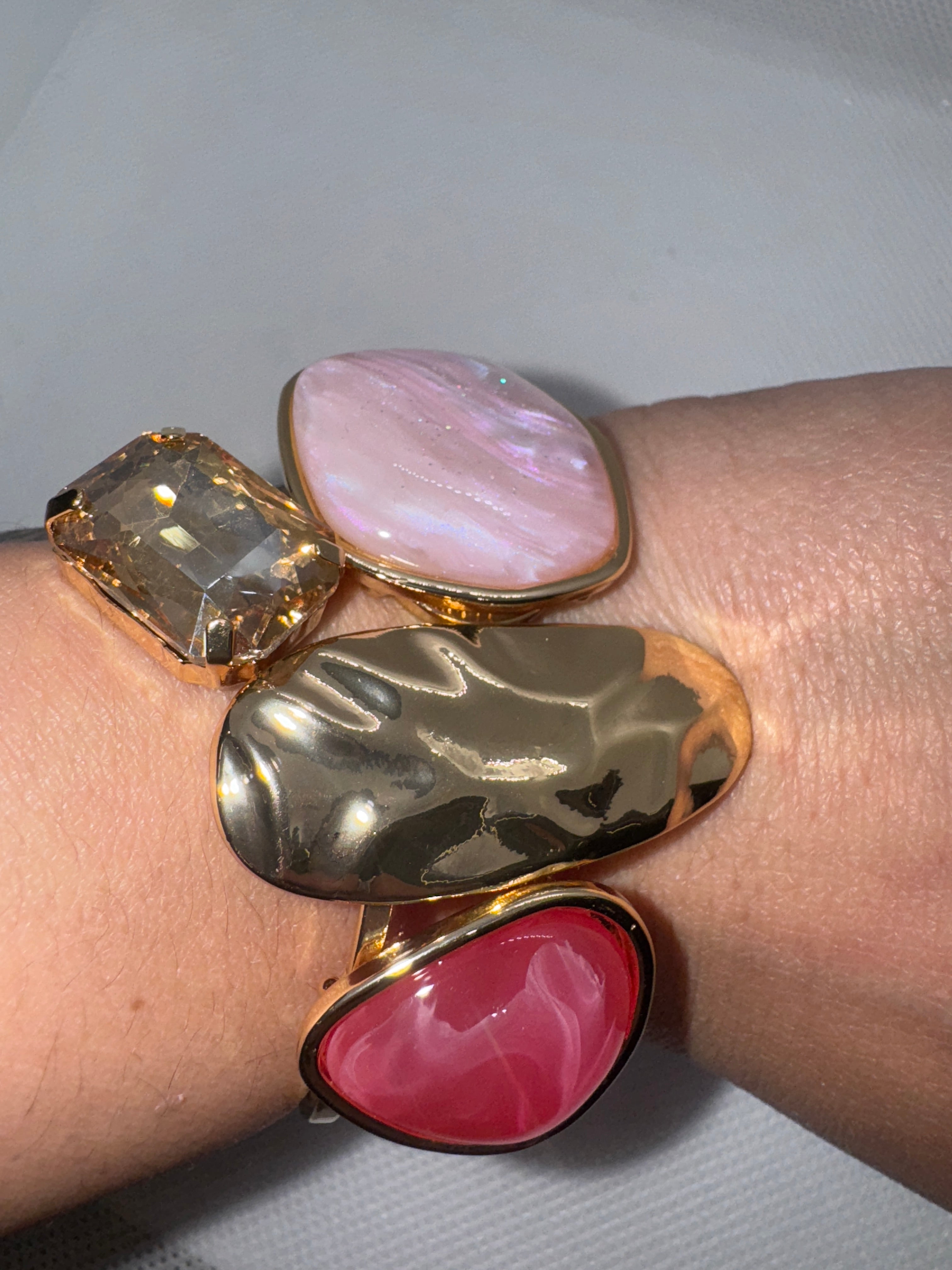 Bracciale Melissa con pietre simmetriche grandi rosa/fucsia