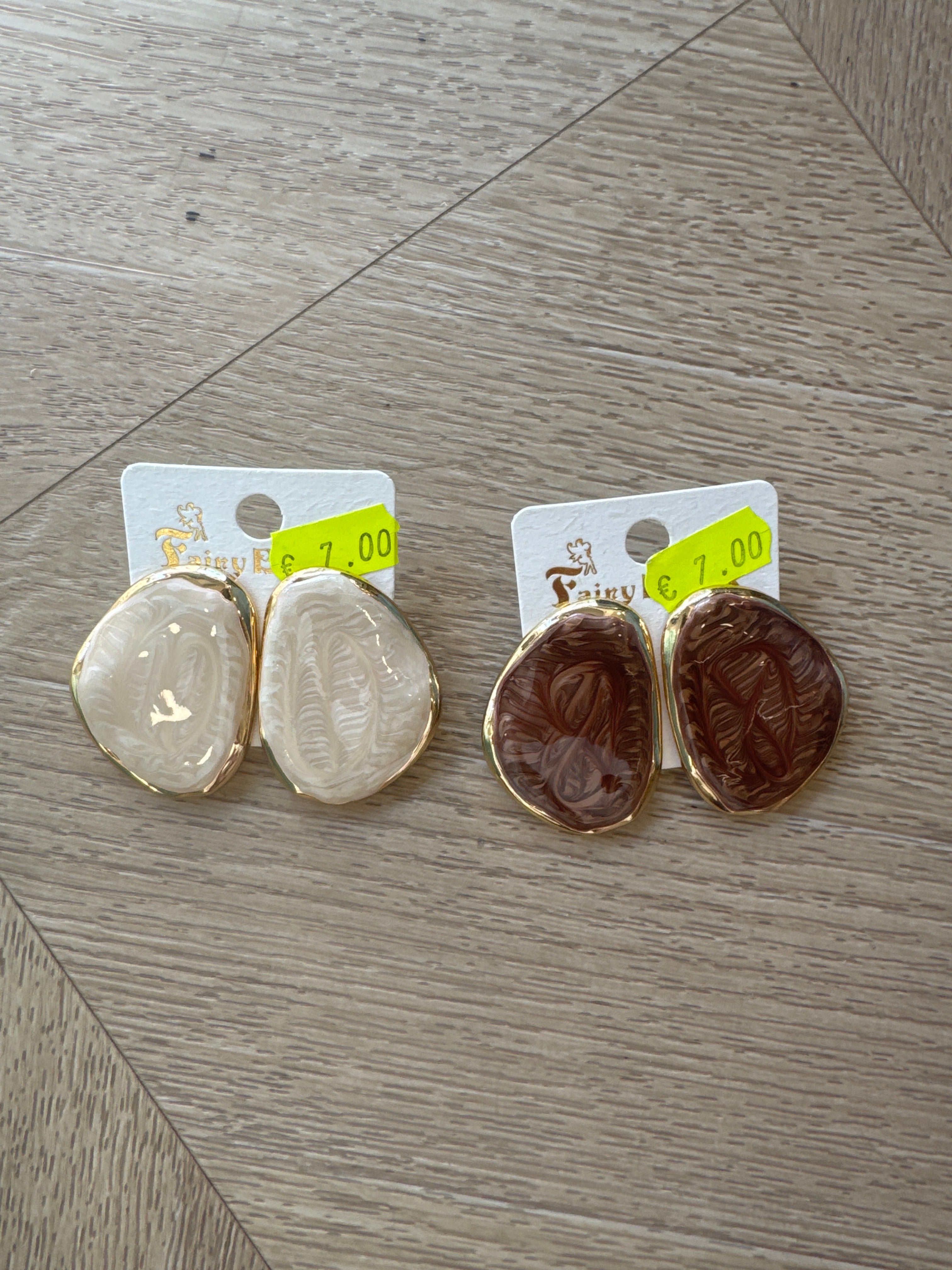 Orecchini ovali medi colorati