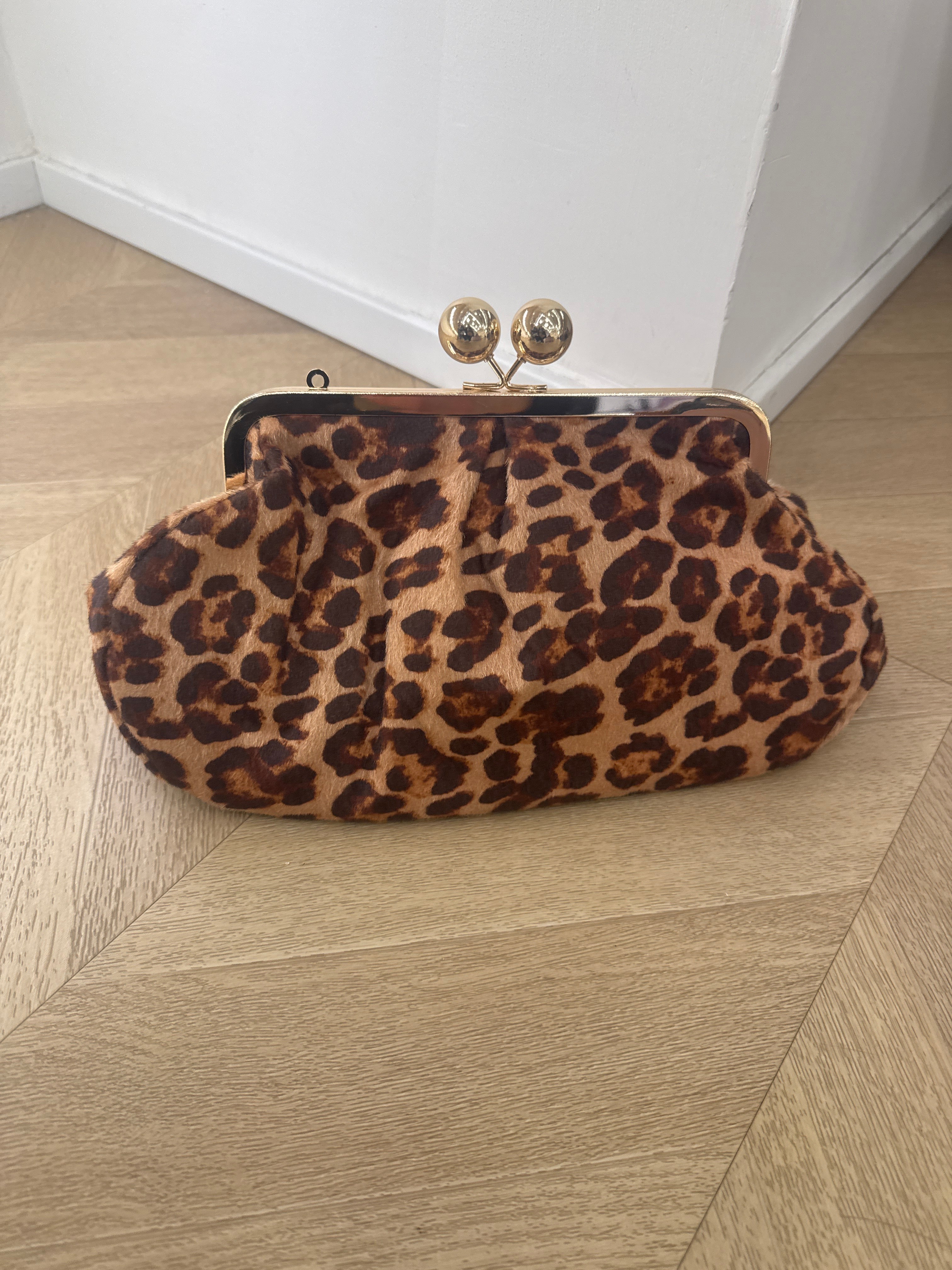 Borsello leopardato