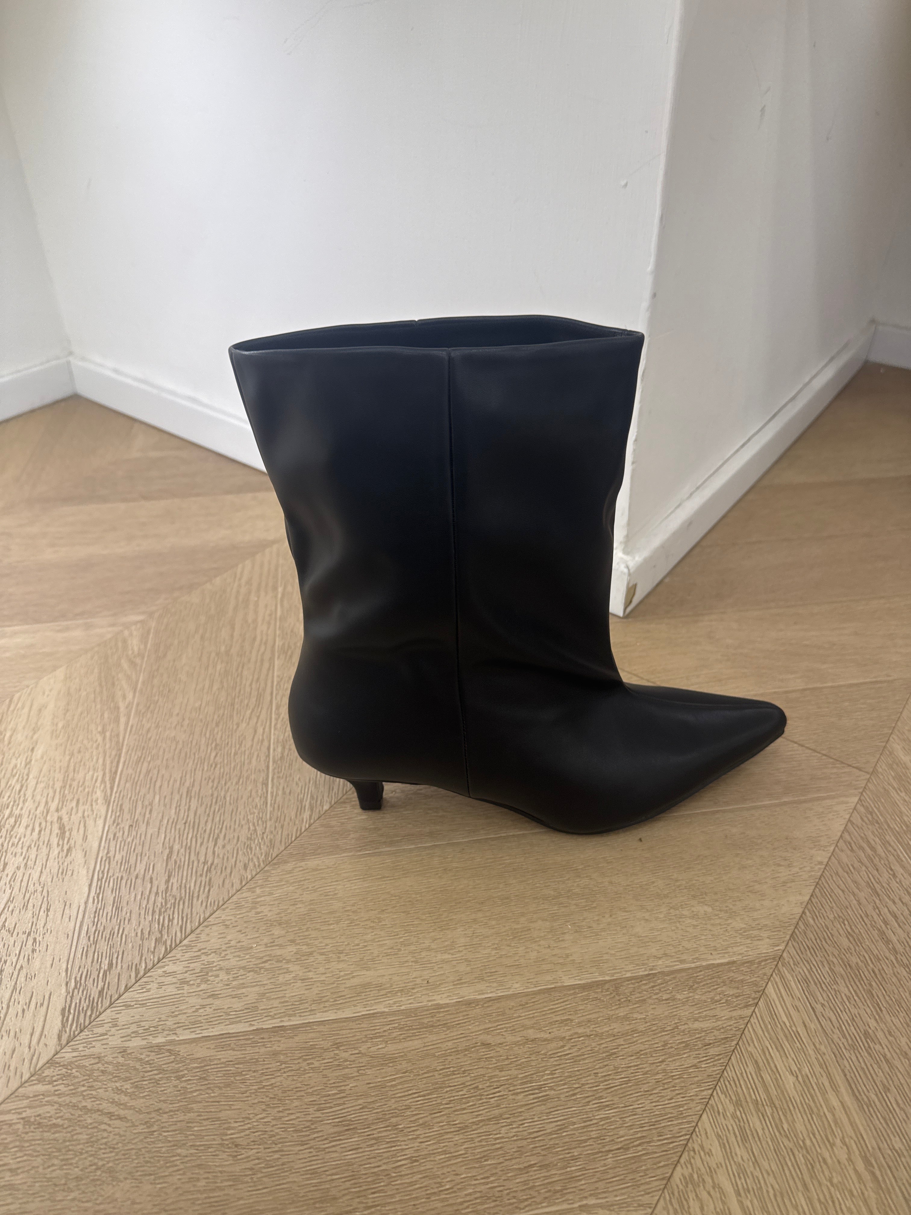 Tronchetto in pelle kim