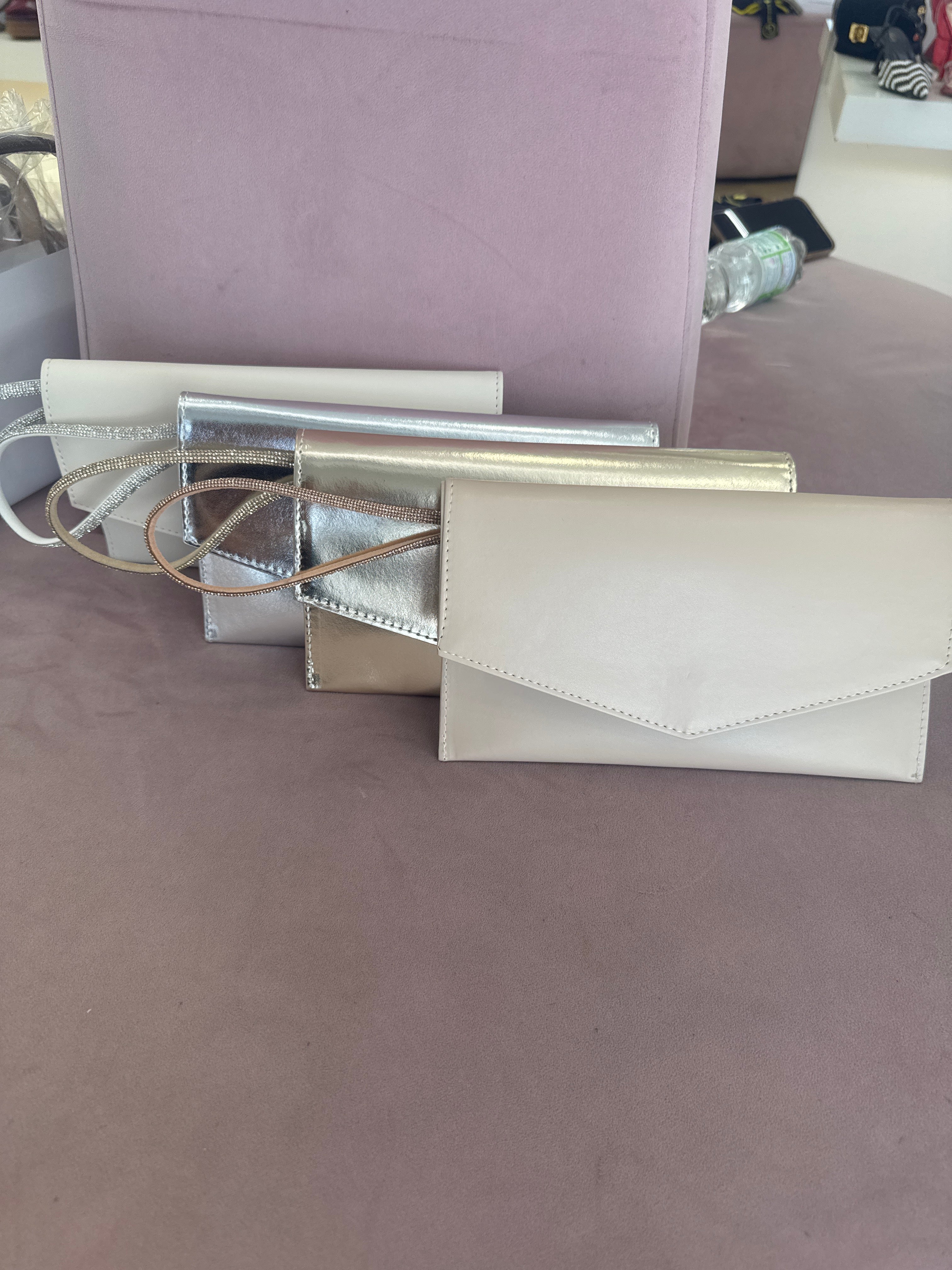 Pochette Lea