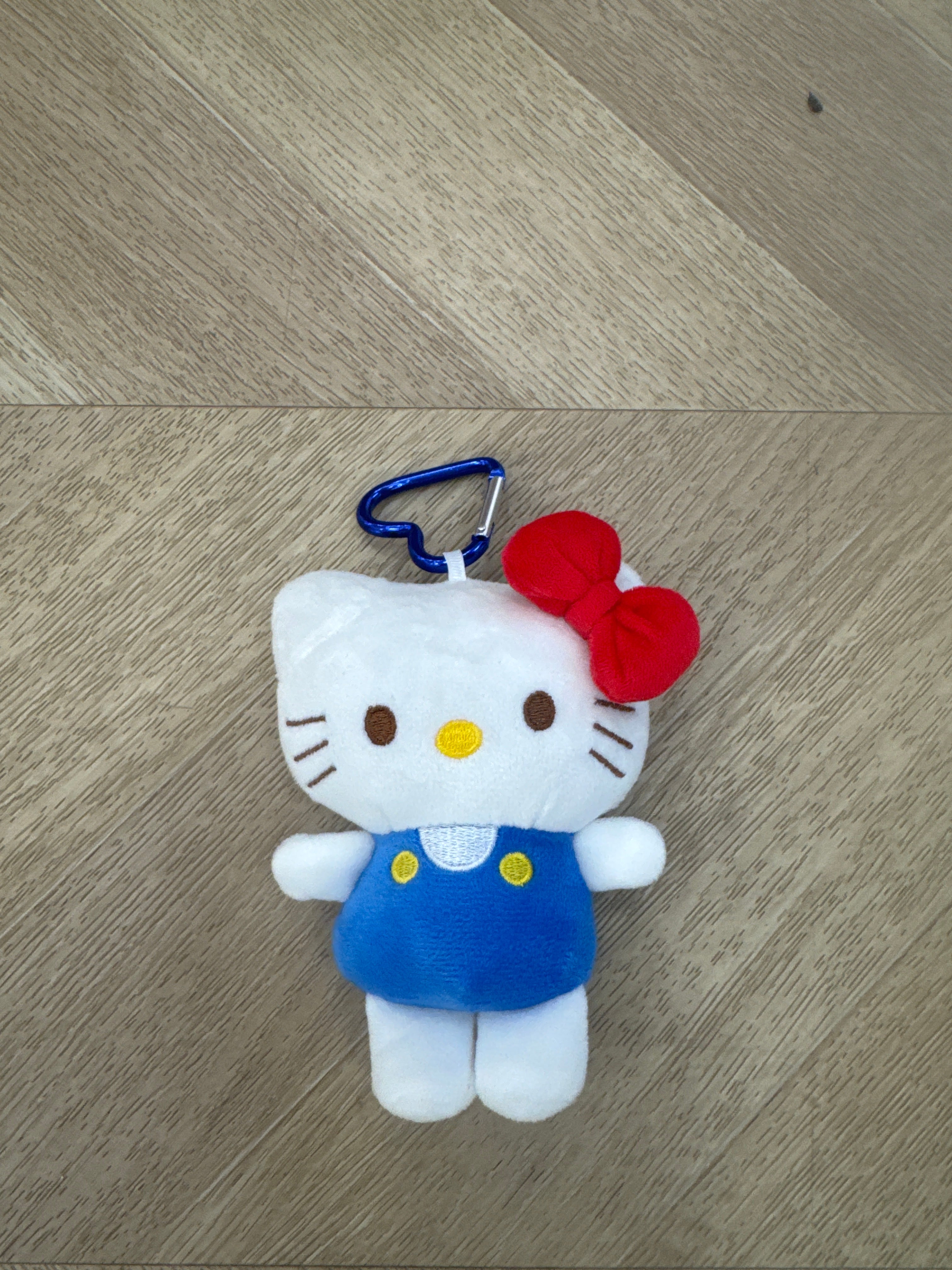 Charm hello kitty