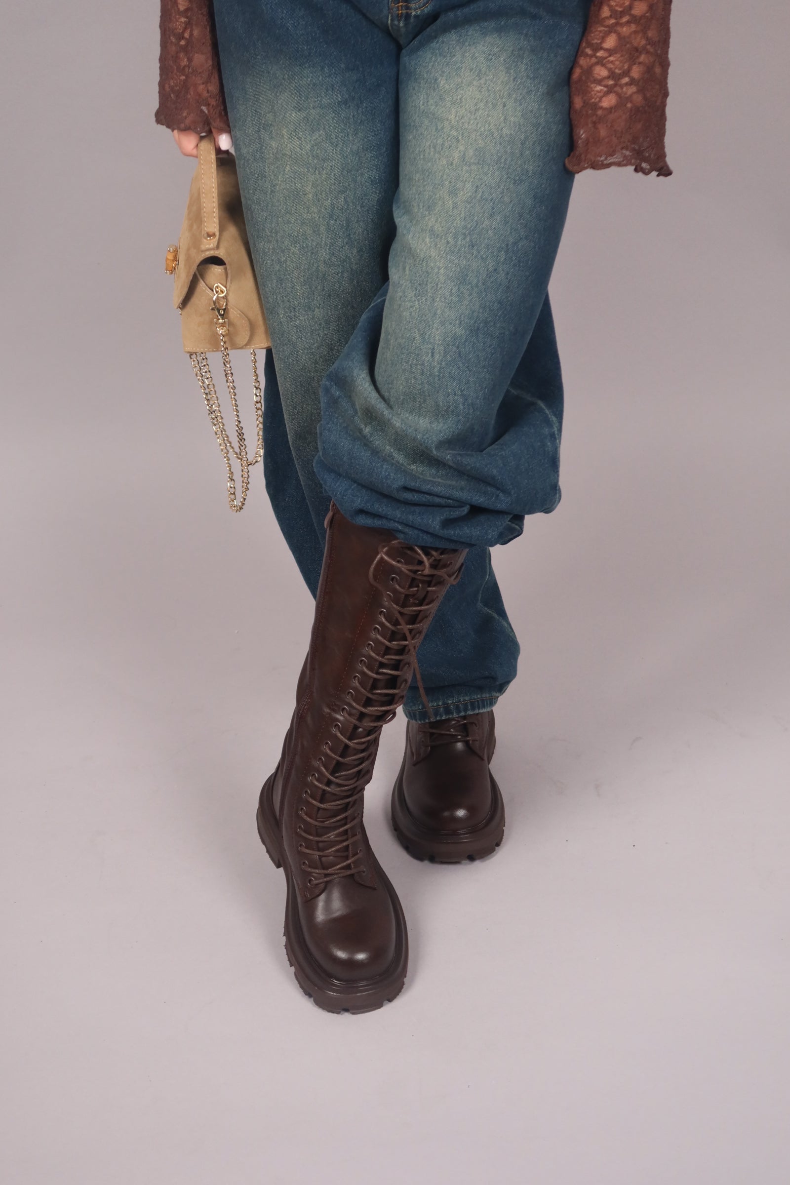 Anfibio alto con lacci brown
