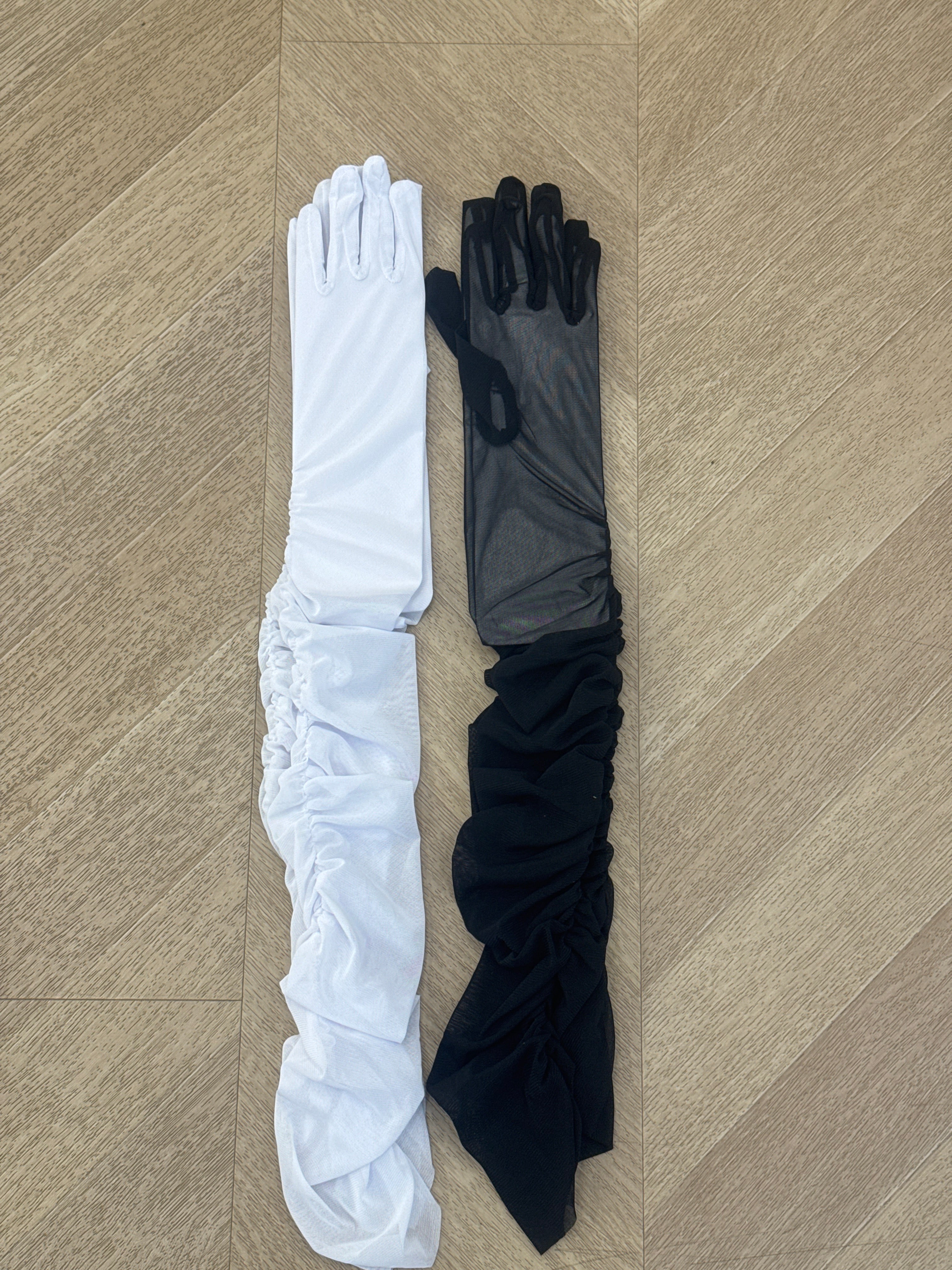 Guanti lunghi velati