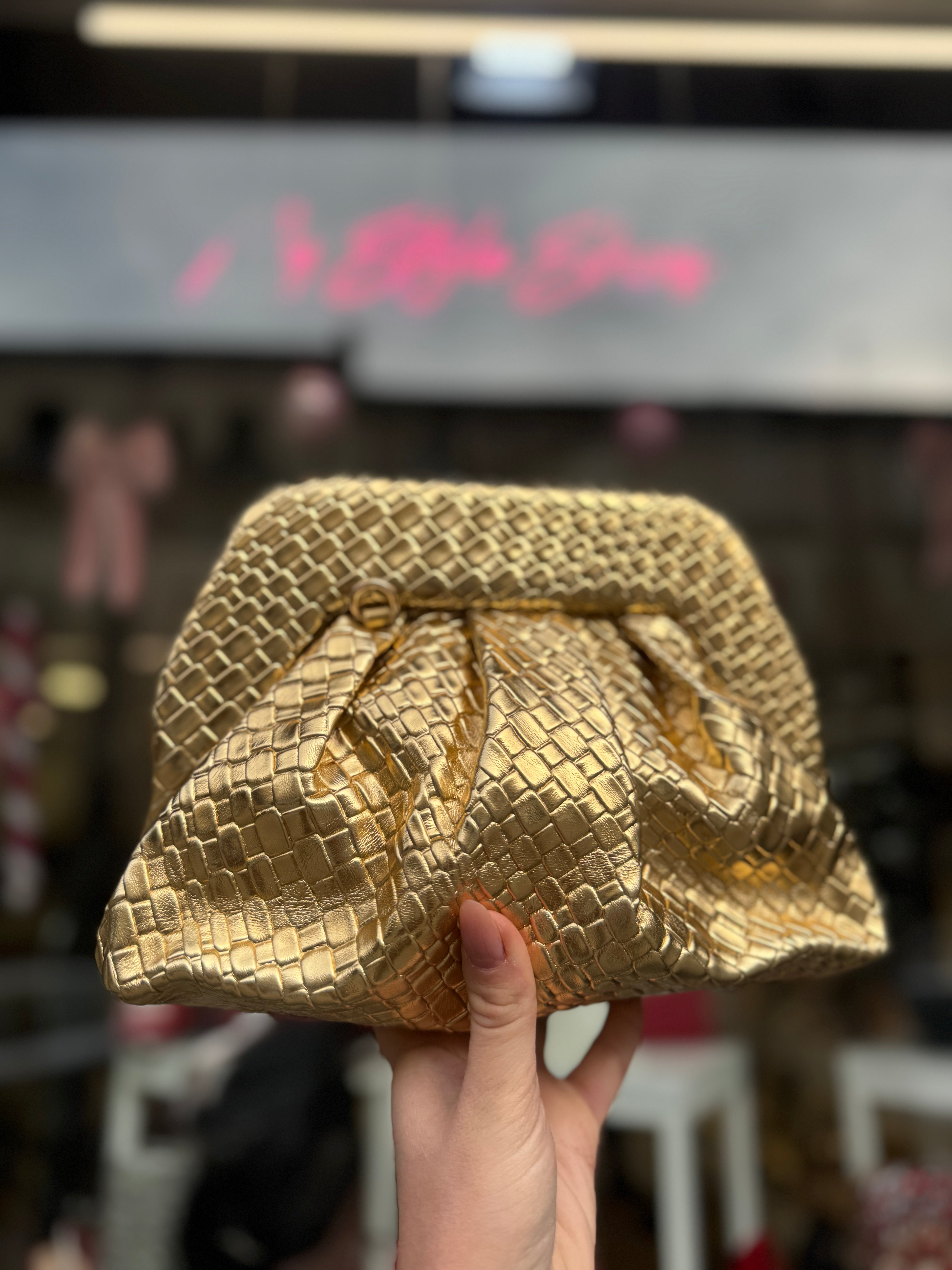 Pochette pouch oro in pelle