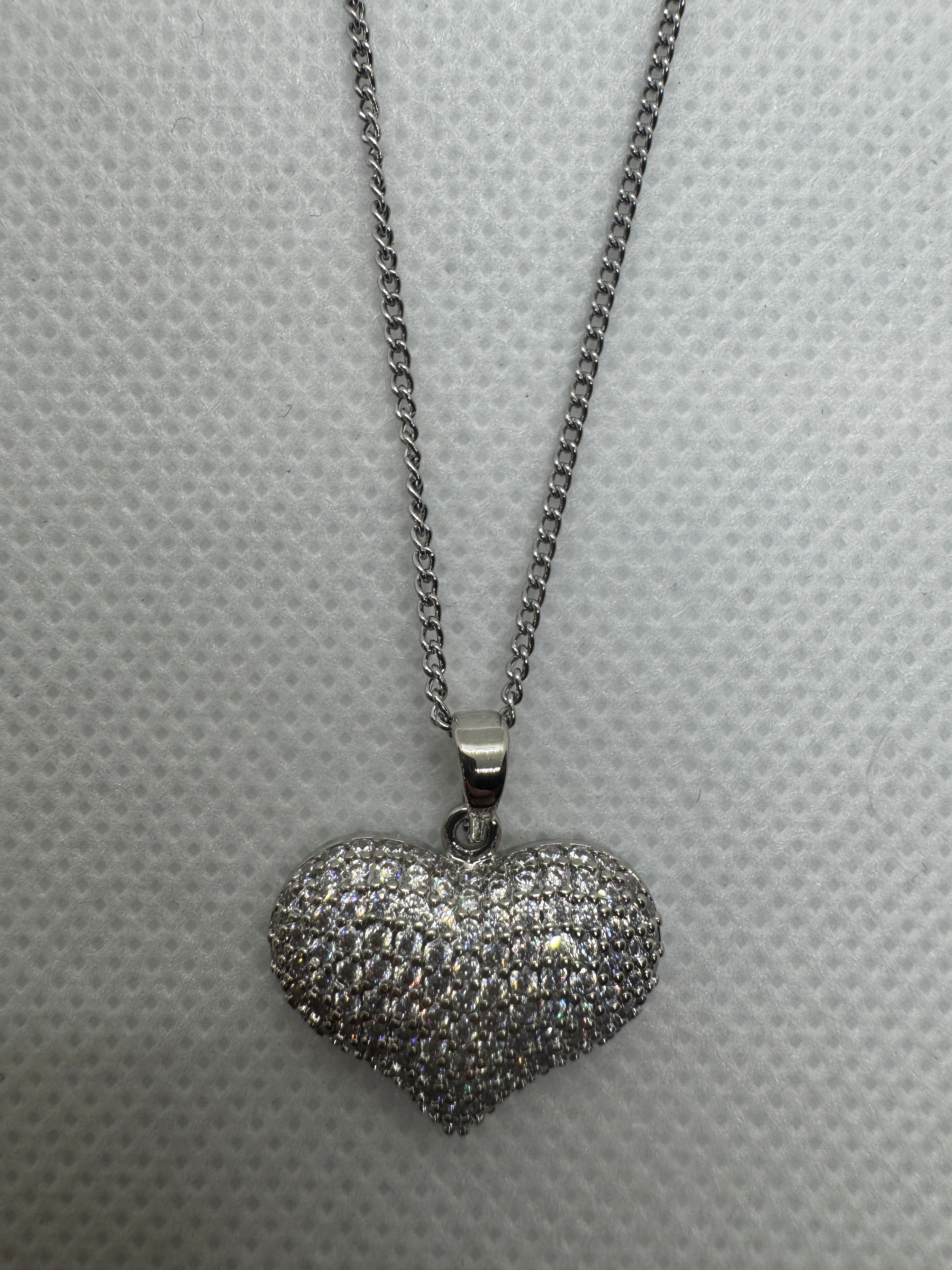 Collana cuore con strass argento