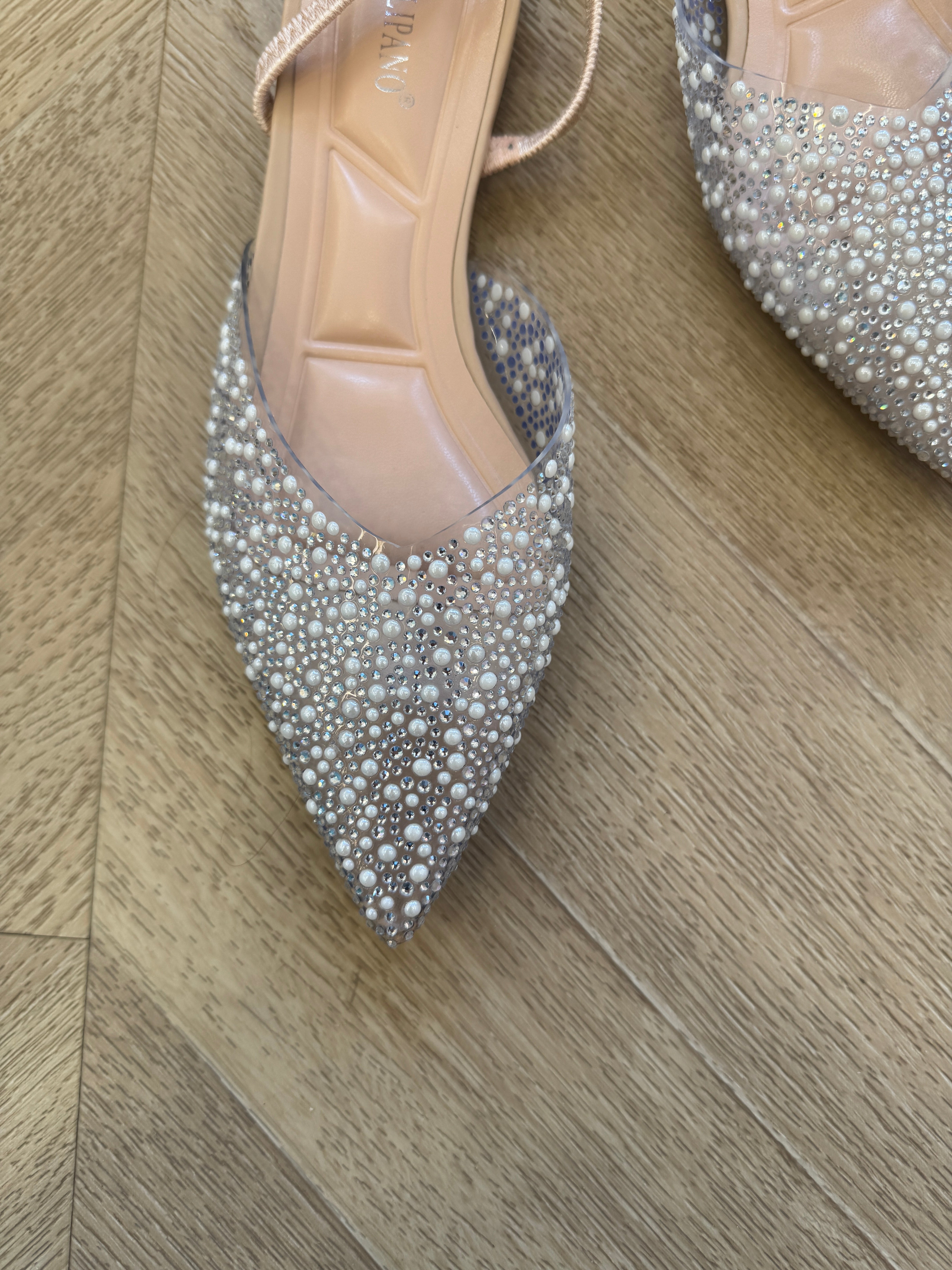 Sabot Violet con punta micro cristalli e perline nude