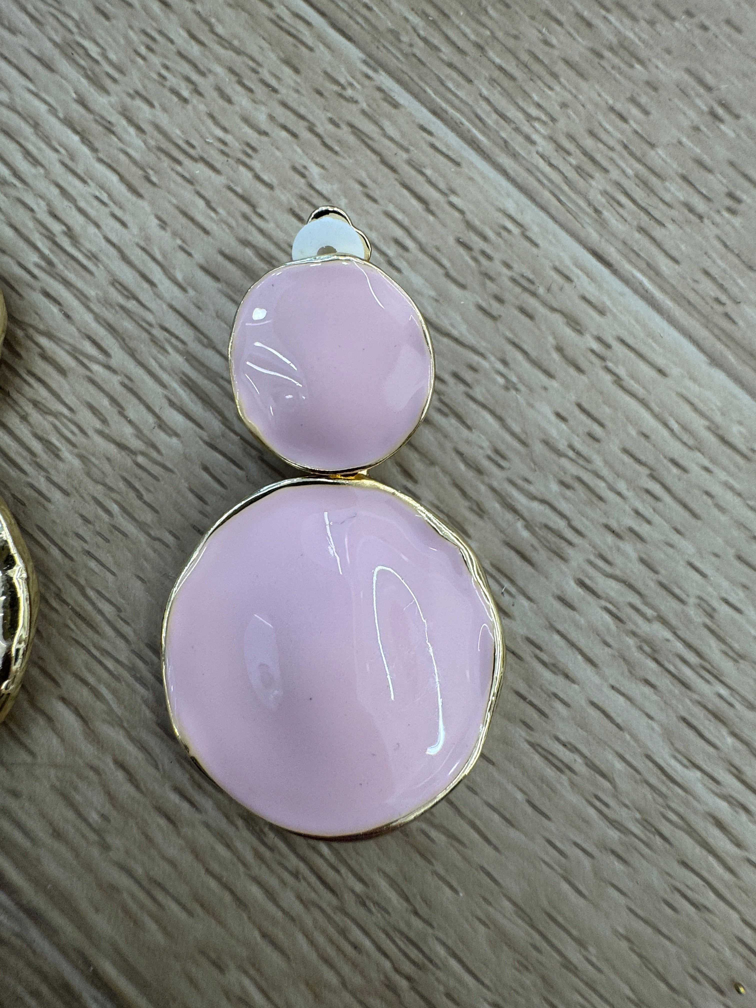 orecchino camille con clip rosa