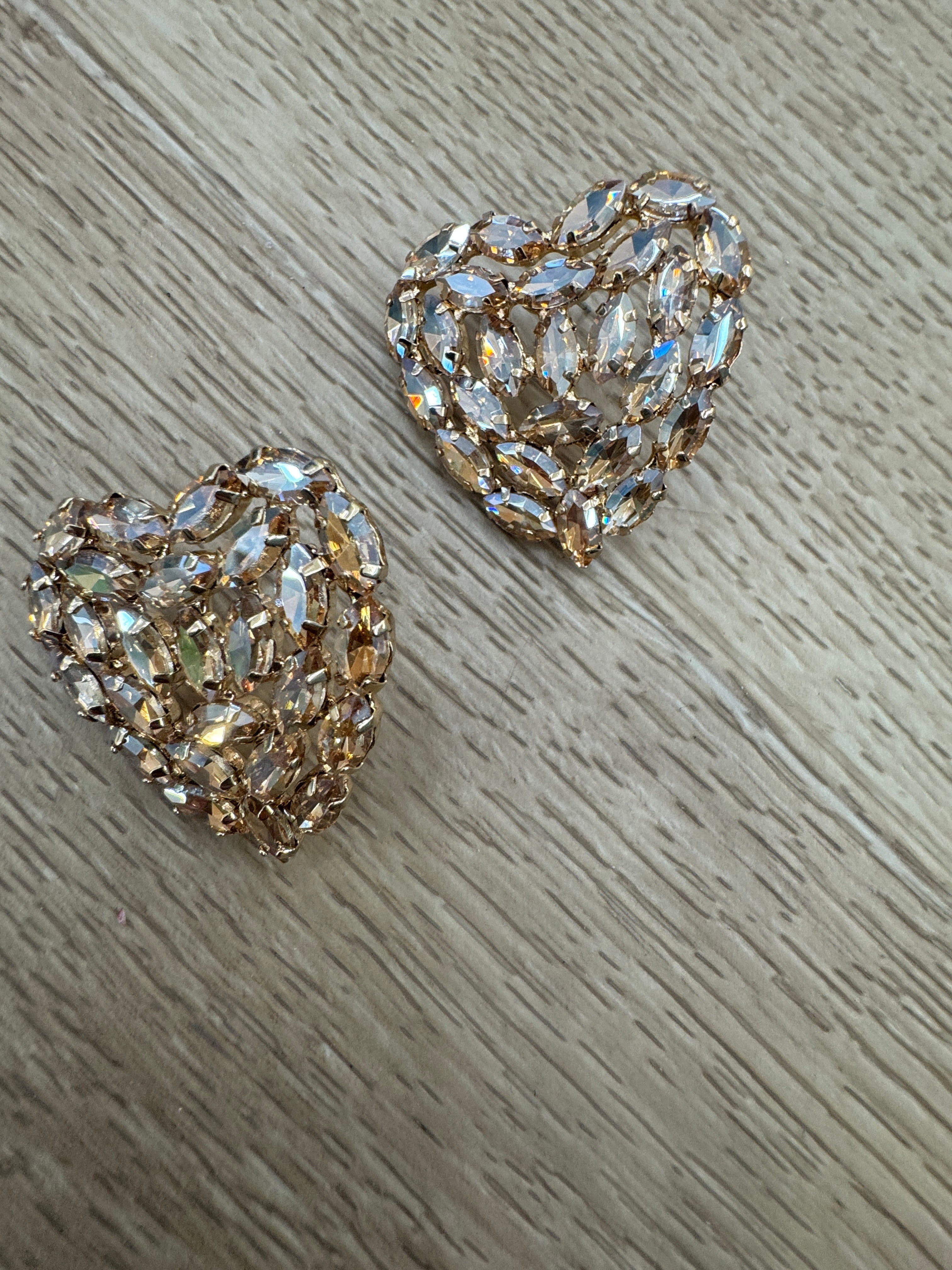 orecchino cuore gioiello oro
